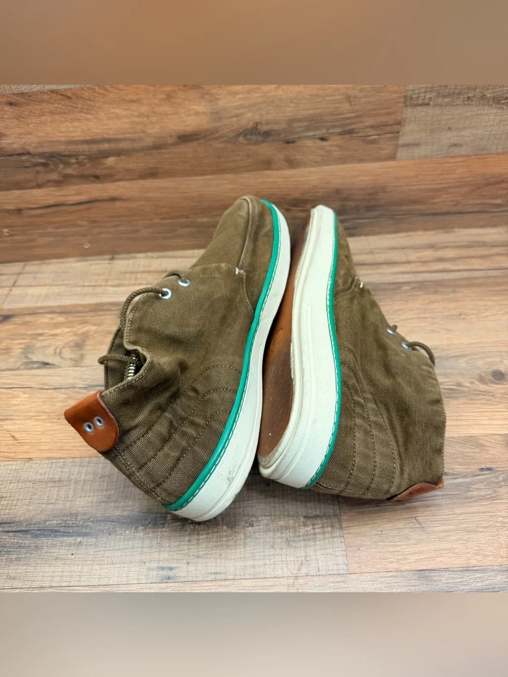 Timberland Earthkeepers Men's size 11M Canvas Chukka in Brown with Teal Trim